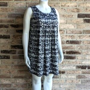 Black and white dress